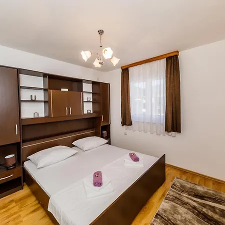 Habitación en casa particular Lamarin