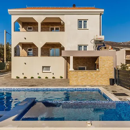 Habitación en casa particular Lamarin