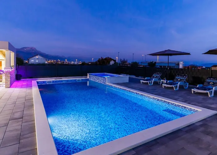 Lamarin בית אירוח